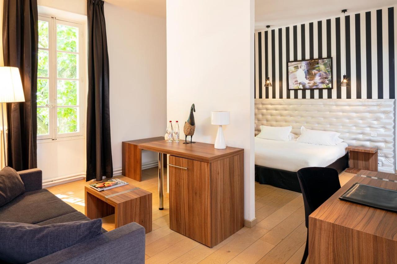 Le Pre Du Moulin - Maison Alonso - Hotel & Restaurant Serignan-du-Comtat ภายนอก รูปภาพ