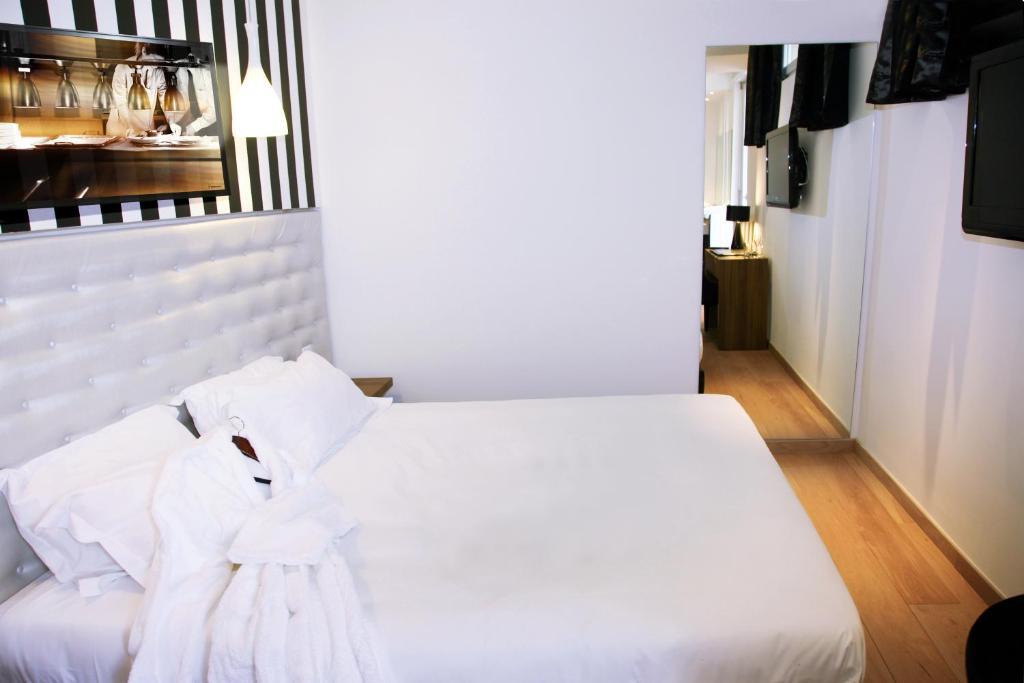 Le Pre Du Moulin - Maison Alonso - Hotel & Restaurant Serignan-du-Comtat ห้อง รูปภาพ